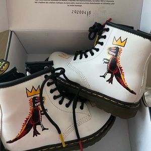 Kids Dr Martens